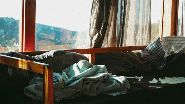 No More Lint! How to Stop a Blanket from Shedding for Good